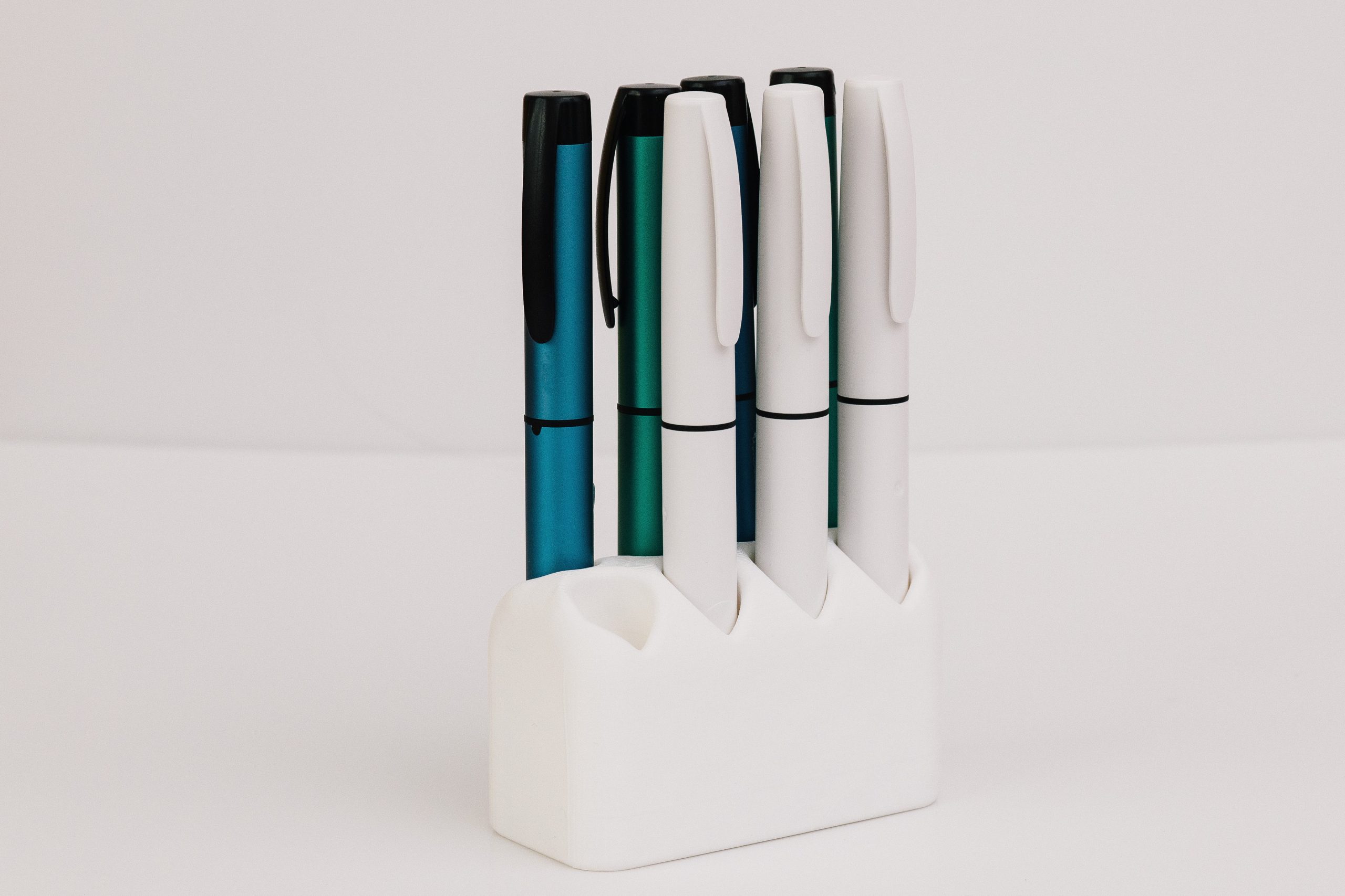 8 Pen Stand - Image 2
